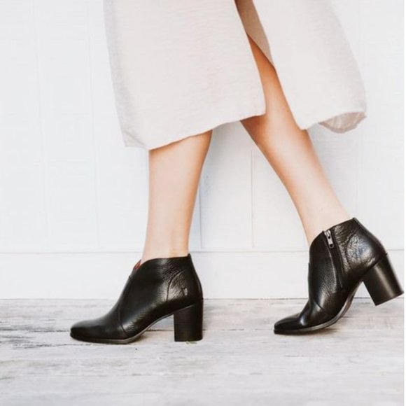 doctor chappal online